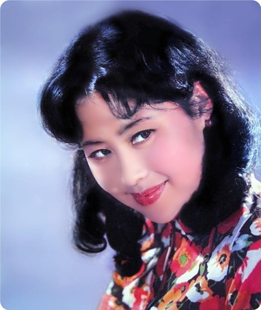 1980年代女影星斯琴高娃罕见剧照老照片演艺圈里的长青树