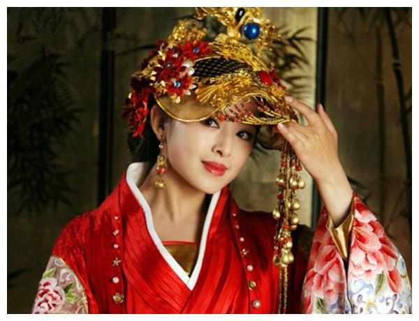 造型八,美艳无比唯美动人,人见人爱,张含韵《兰陵王妃》造型,第四个