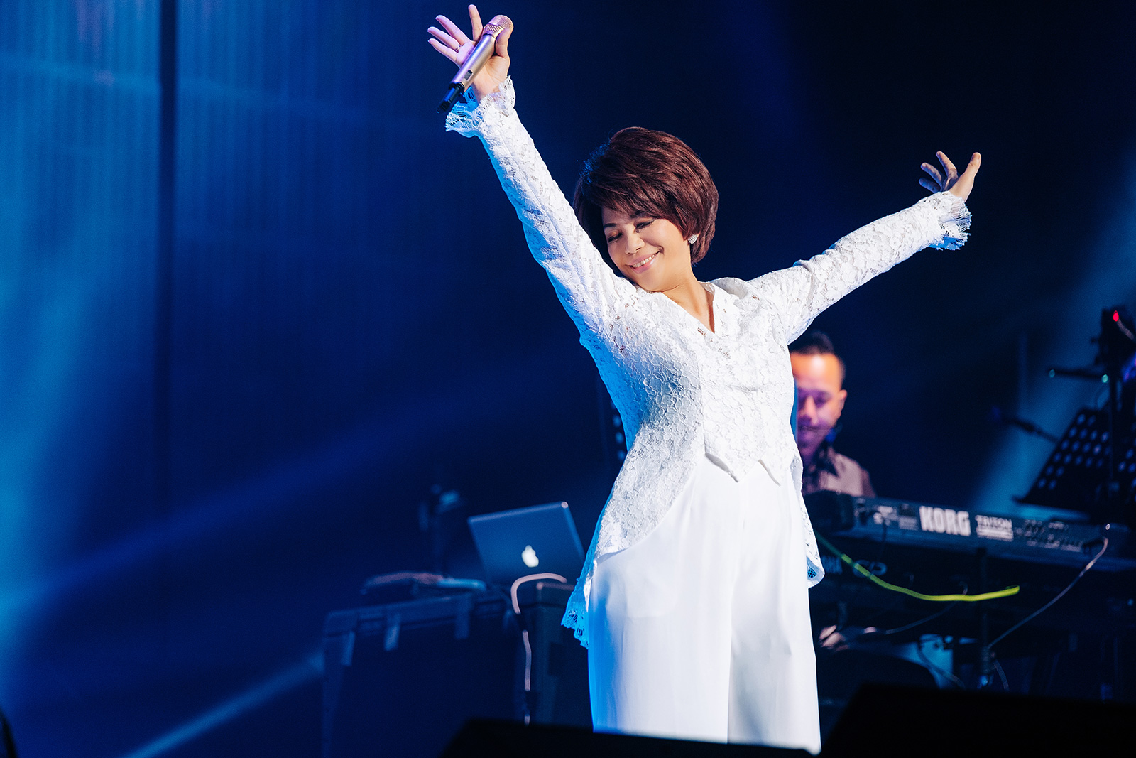 蔡琴"好新琴"演唱会成都站圆满落幕 幽默活泼彰显个人魅力