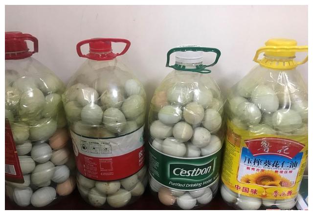 深网记者湖北直击装的是鸡蛋想的是深圳