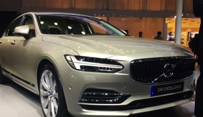 30万左右最有"面子"的4款汽车!奔驰落选,最后一款最奢华!