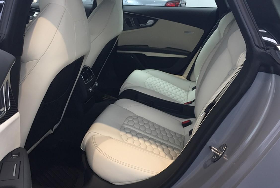 2016款奥迪rs7实拍:它是一台4.0tv8版的奥迪a7轿跑