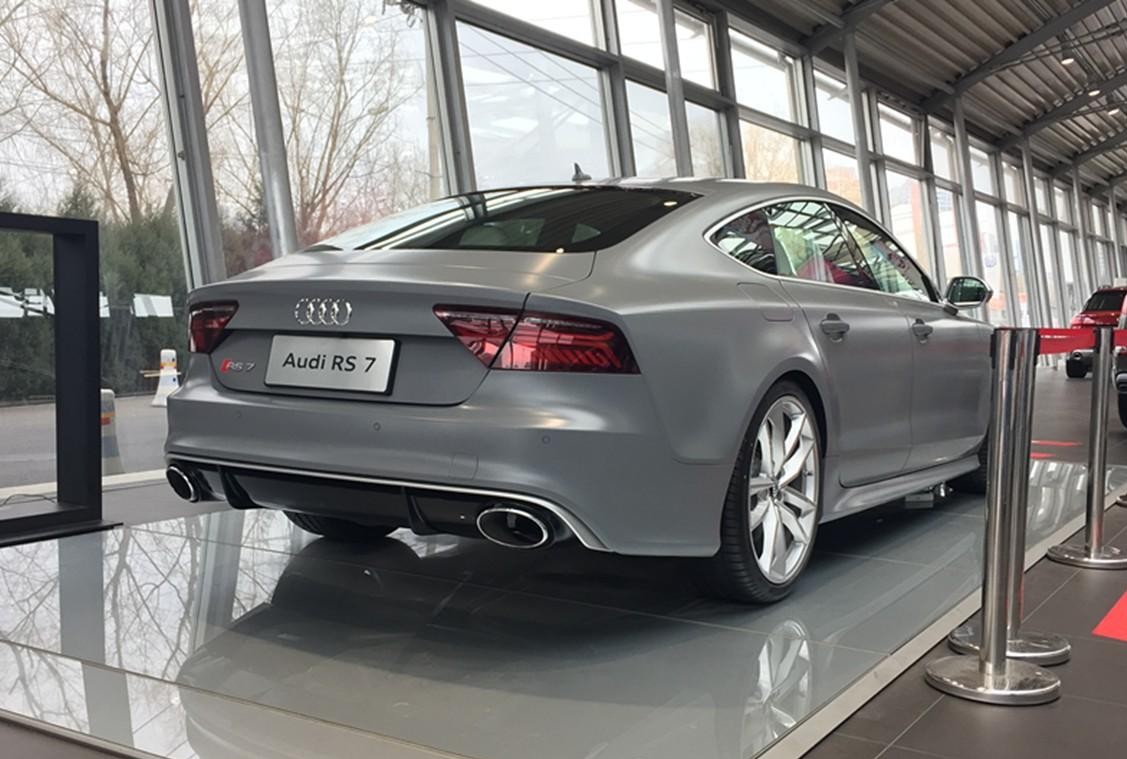 2016款奥迪rs7实拍:它是一台4.0tv8版的奥迪a7轿跑