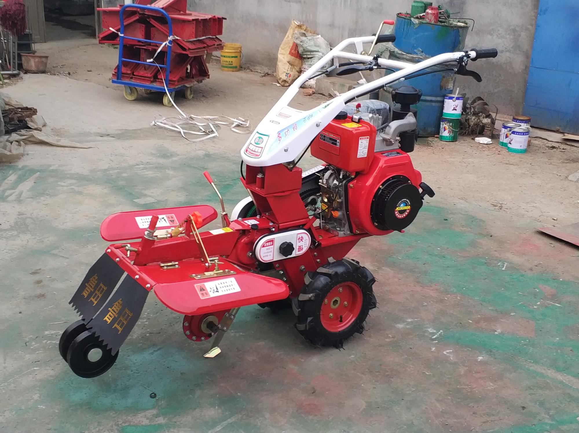 "相见恨晚"的小型农业机械,90后用一台微耕机月入3万