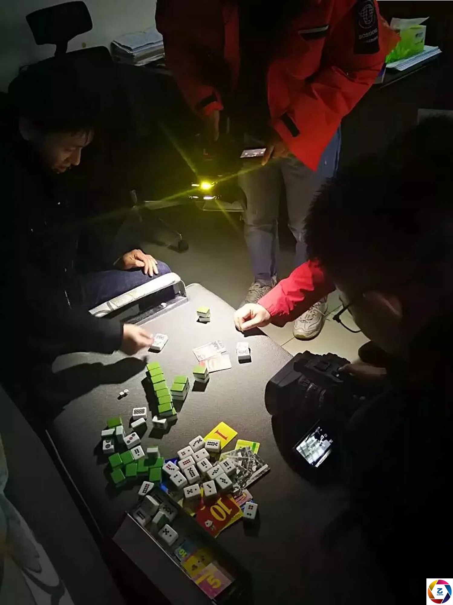 为争倒土场和赌场双方群殴警方晒十大涉黑涉恶案件网友痛快