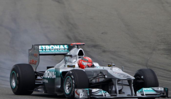 大众车队:看这组赛车图,f1是工业的杰作,这就是速度