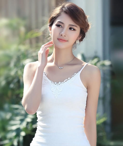 摄影分享:气质高雅的清纯美女写真图片