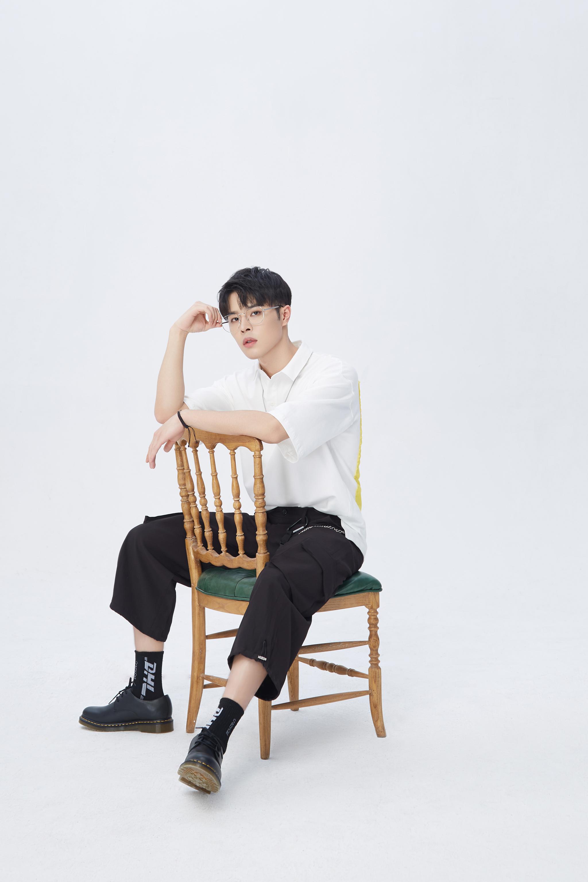 木及少年张达源生日首发新单变脸致敬国粹