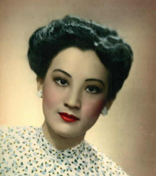 民国“电影皇后”周璇罕见照,图4她18岁的结婚照,图7很有女人味|民国|周璇|皇后_新浪新闻