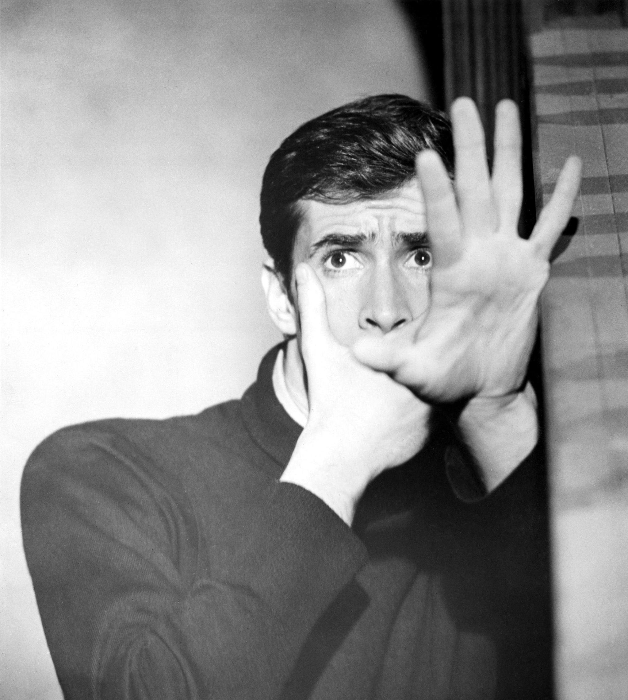 一组珍藏的《惊魂记》剧照,最后一张是惊悚电影的一座丰碑