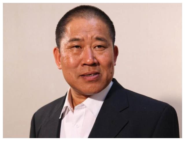 "坏人专业户"杜旭东女儿出嫁,杜金京长相像妈妈,女婿颜值超高