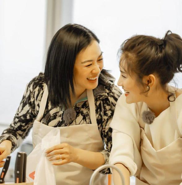 《我最爱的女人们》开播便风波不断,观众吐槽一圈才发现搞错对象