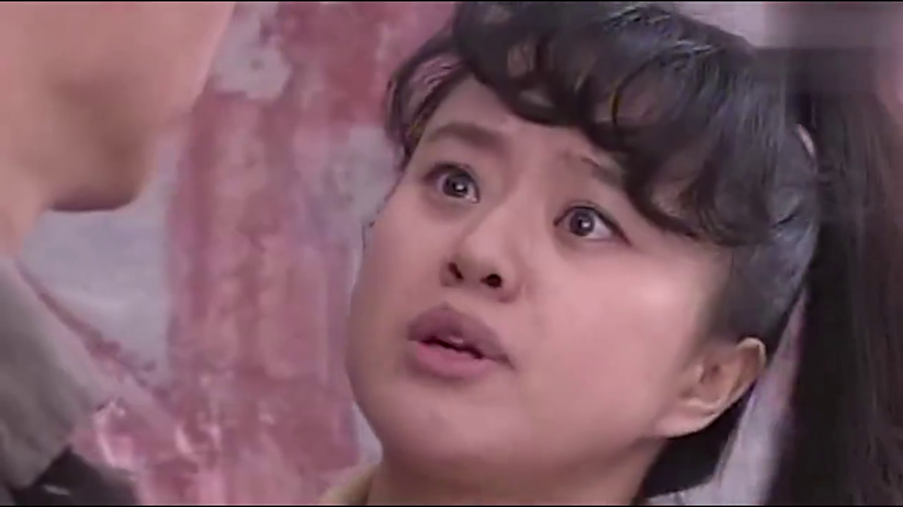 宝珠非诬陷二叔占了她便宜,二叔天真了,被她忽悠的一愣一愣的