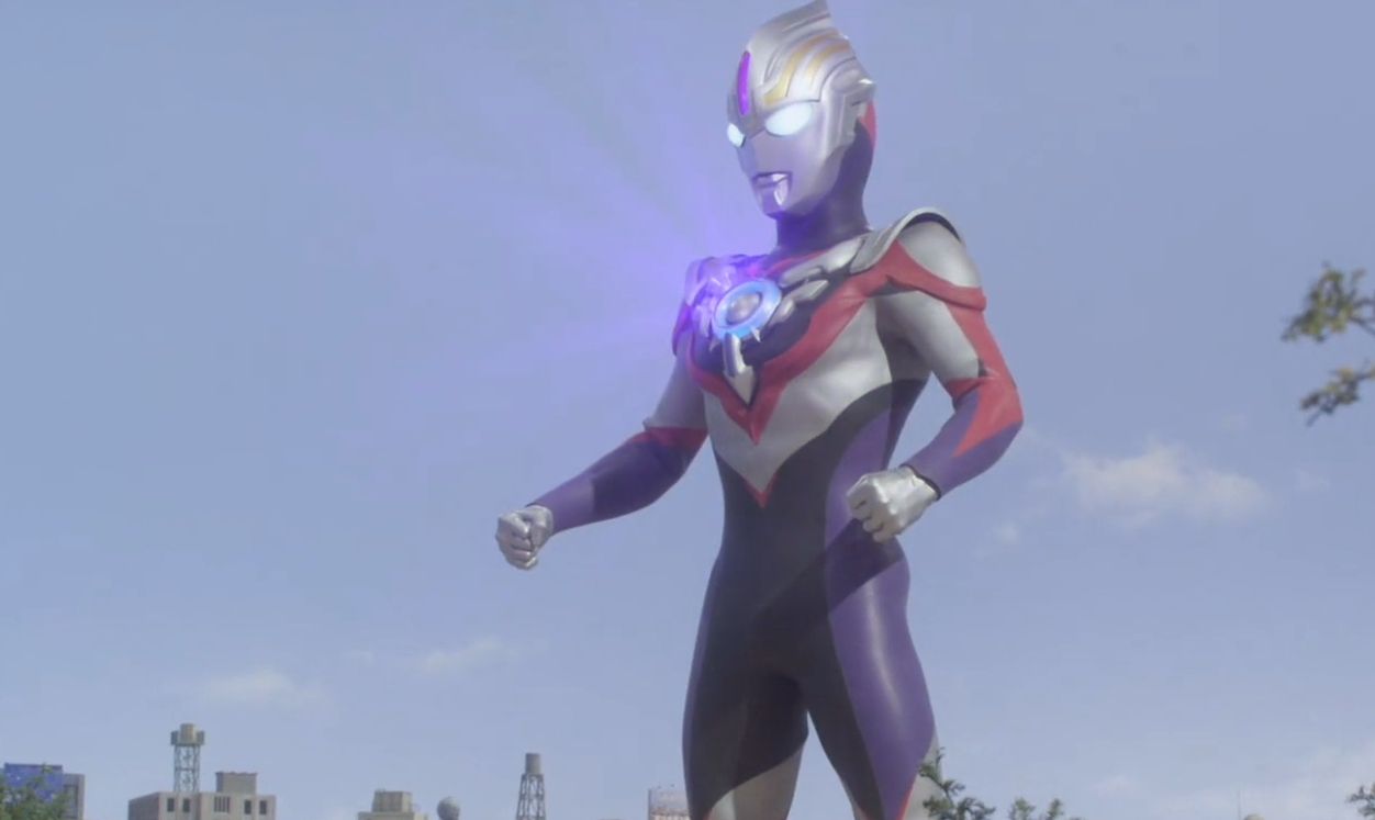 欧布重光形态,:奥特曼和迪迦的卡片双重读取后融合升级的姿态,擅长