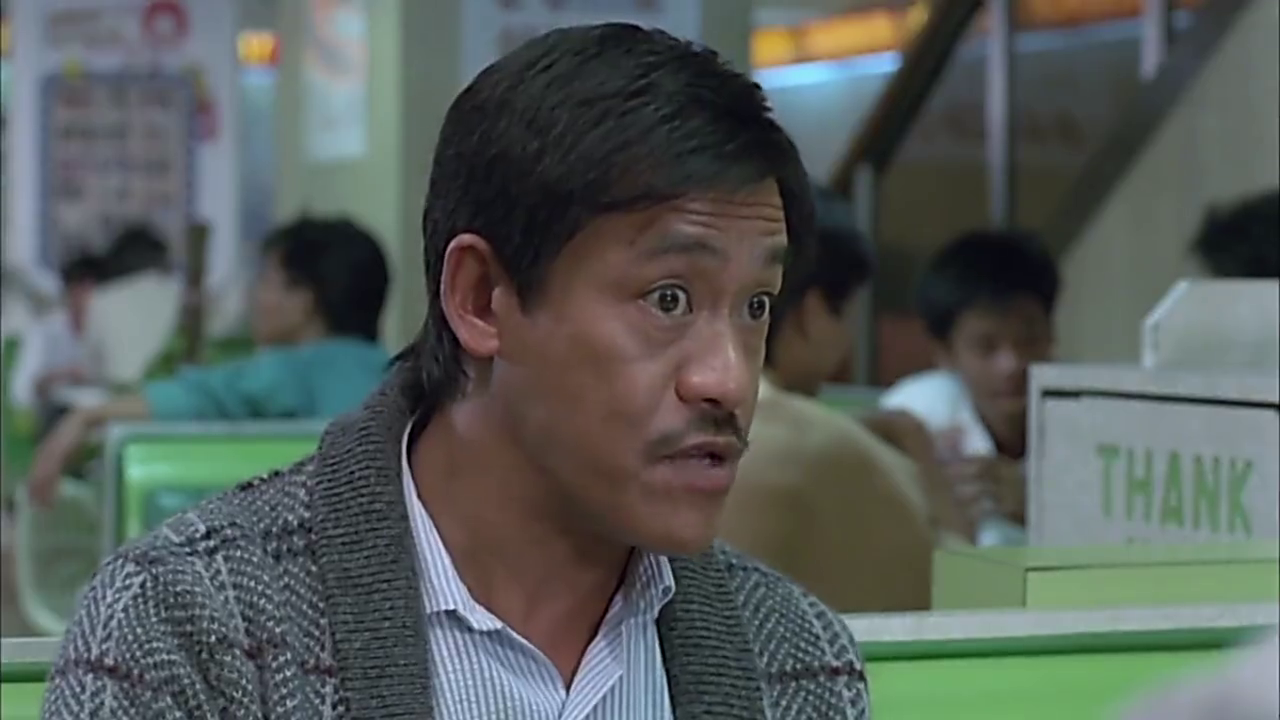 智勇三宝:吴耀汉搭档卷毛抓劫匪,卷毛跟错人被当成色狼