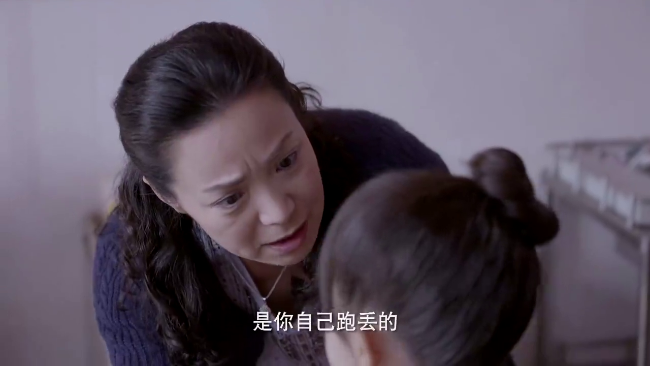 名门媳妇儿子洞房花烛夜当晚,母亲竟然站在门口偷听夫妻两说话