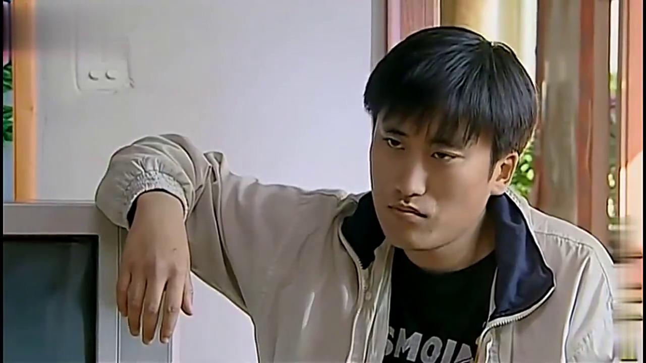 赵玉田疯了要对刘英动手,刘英娘你动一下我看看来