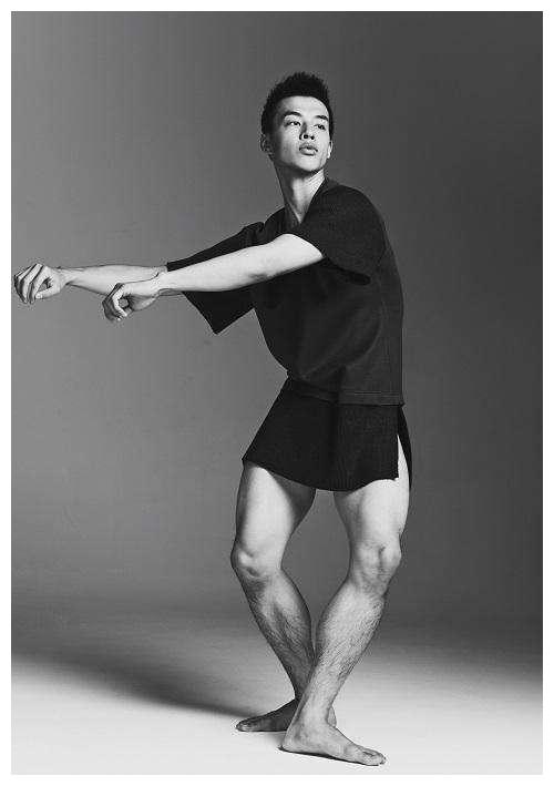 舞蹈出身的明星,尹昉是专业演员,孙俪曾代表上海出访过国外