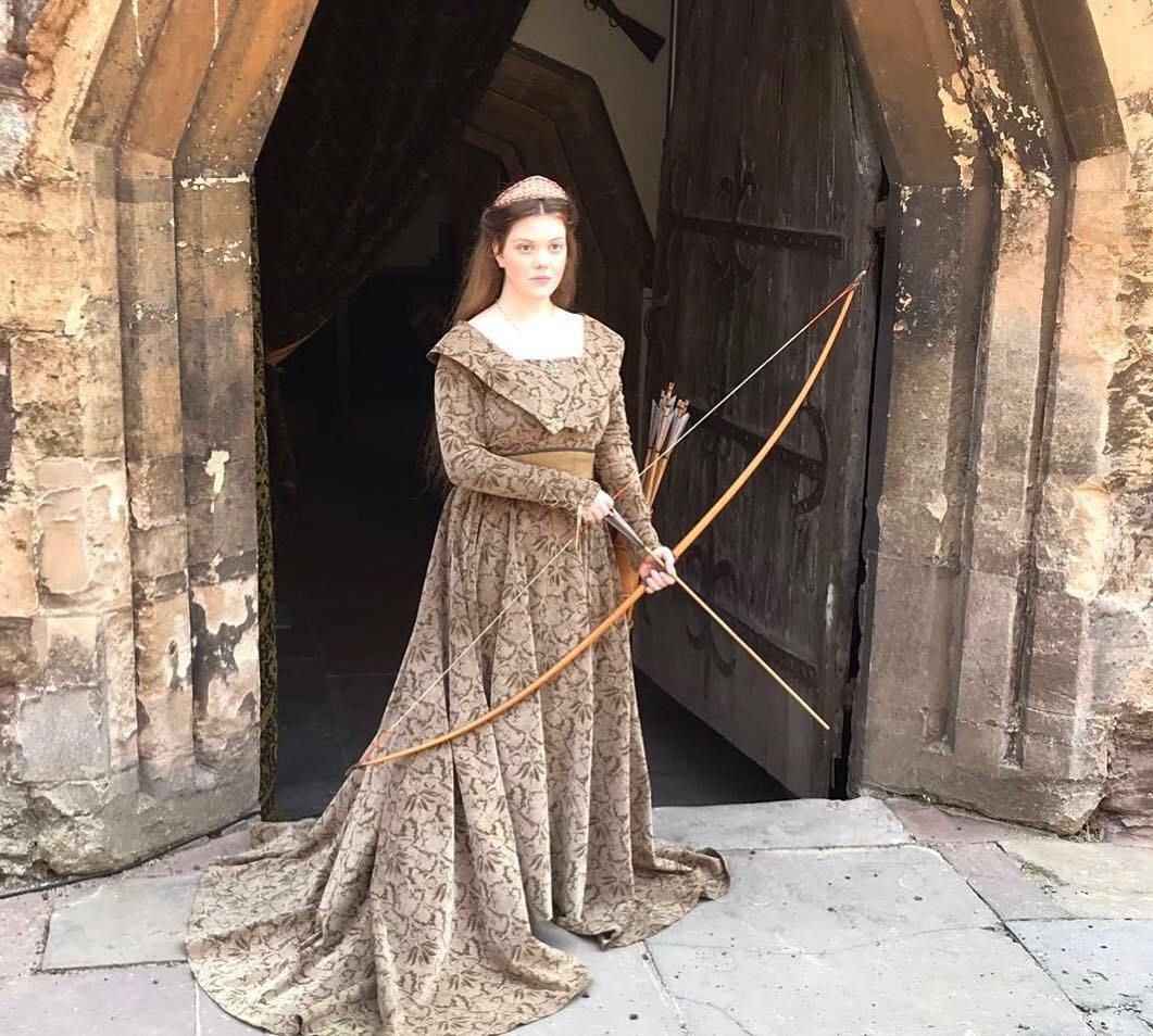 《纳尼亚传奇》中的小女孩露西现在长大了,还是一脸婴儿肥啊!