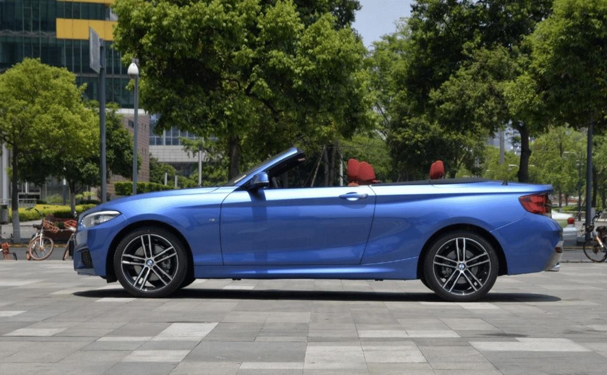比宝马3系便宜6万,这2门4座跑车纯进口,堪称是年轻人的"最爱"