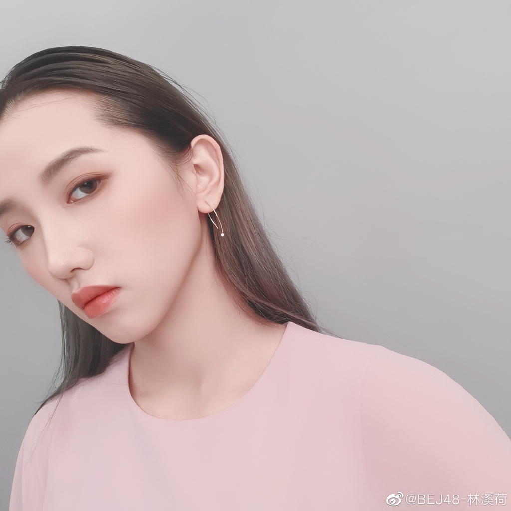 偶像美少女bej48-林溪荷迷人写真美照