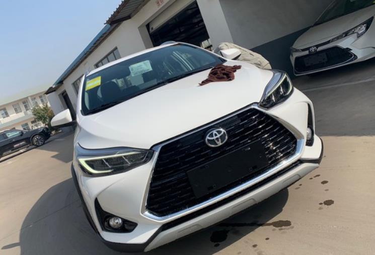 人生第一辆车,花10万喜提丰田新款致炫,车主:我只想说句实在话