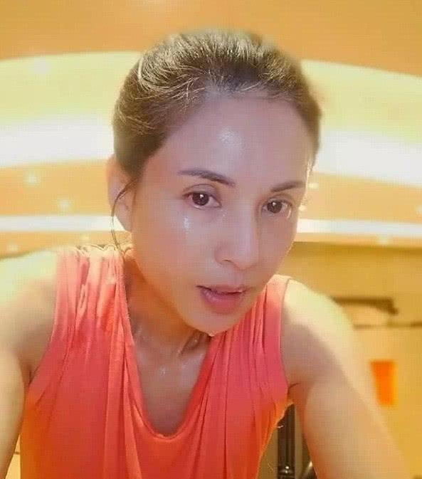 李若彤晒健身照,皮肤滑嫩香汗淋漓,但尹志平永远是粉丝心中的痛
