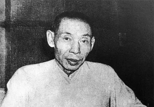 杜月笙逃亡前念旧情警告此人:不走会有难,他不相信,后来怎样了__财经头条