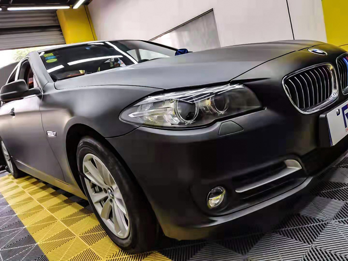 宝马5系车身改色钛金石墨黑 rg瑞集改色膜石家庄藁城加盟店出品