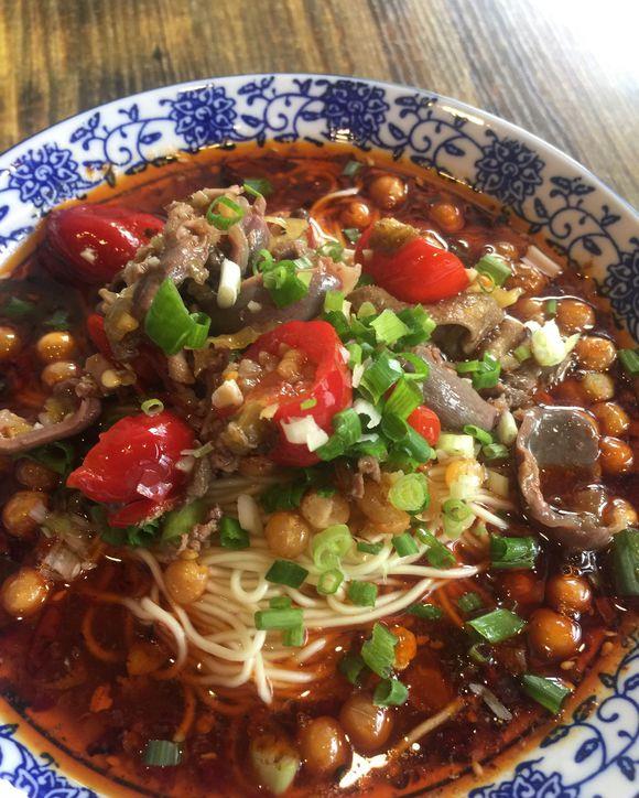 最正宗重庆小面之泡椒鸡杂