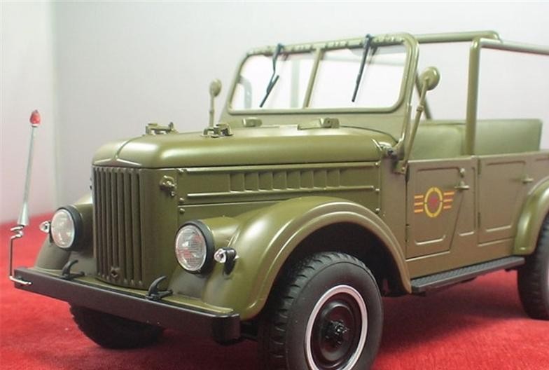 偶遇1辆嘎斯24,锈迹斑驳却满是回忆,川g车牌成最大亮点!-新浪汽车