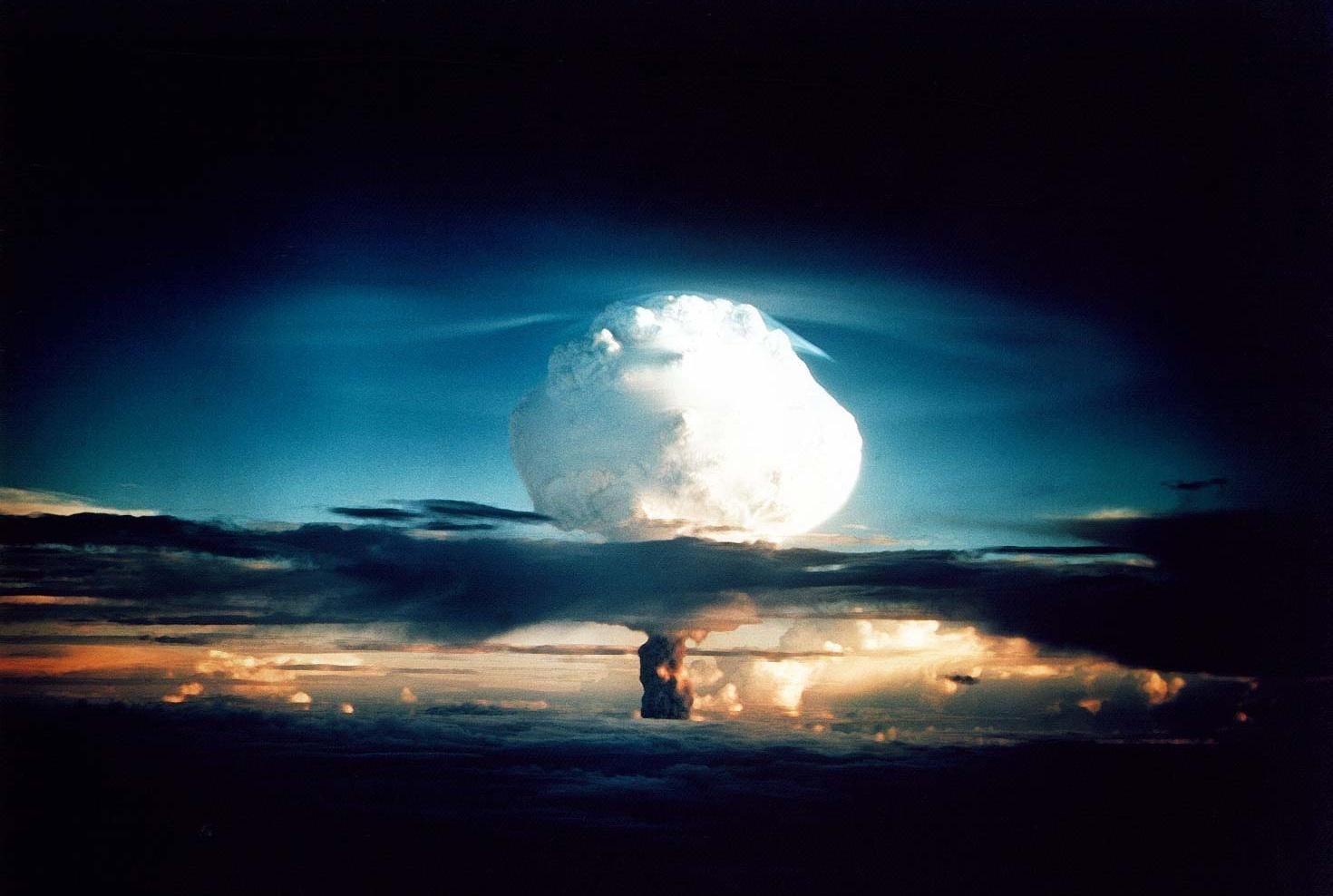 11月1日美国试验1000万吨氢弹成功1952年：今天美国有多少氢弹？ - 知乎