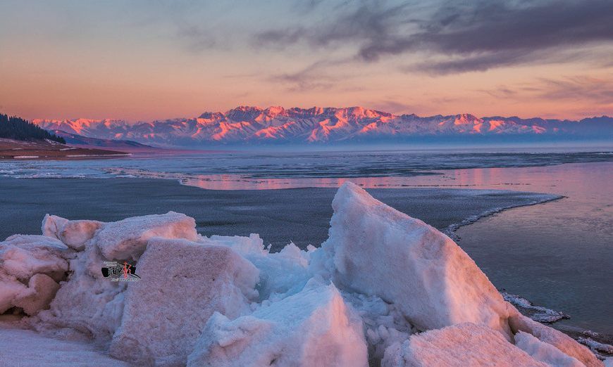 新疆成中国对外运输枢纽