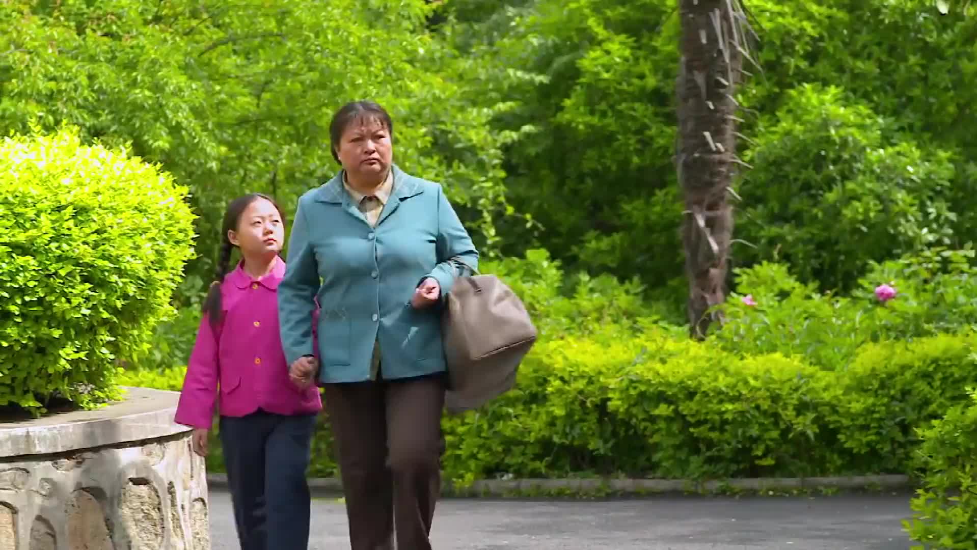 偷人的不丢人,养汉的现眼,老婆却成了丢人显眼了