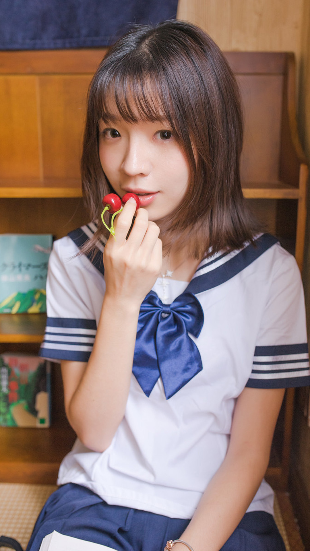 美图分享:美女校花日常生活照