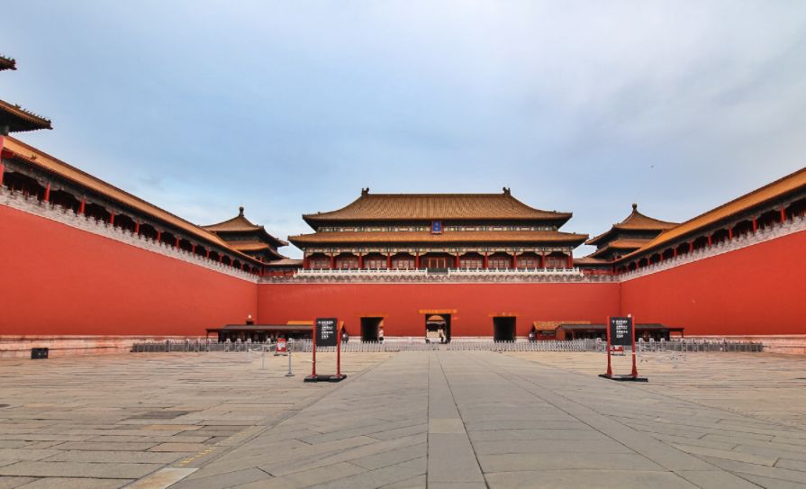 紫禁城的正门,也是皇城最大的宫门,现在被辟为重要展厅!