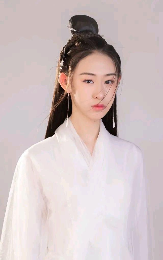 吴雨珏美图如此年轻就有傲人成绩小米加油