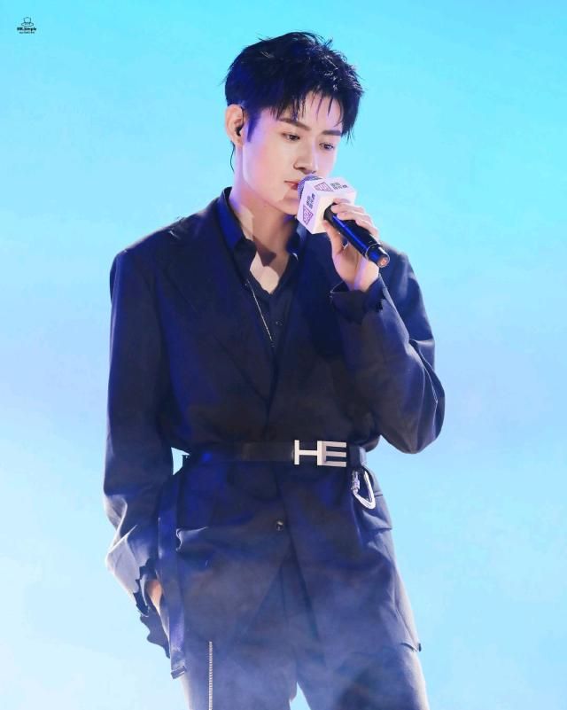 彭楚奥回应x玖少年团,但不是秃头