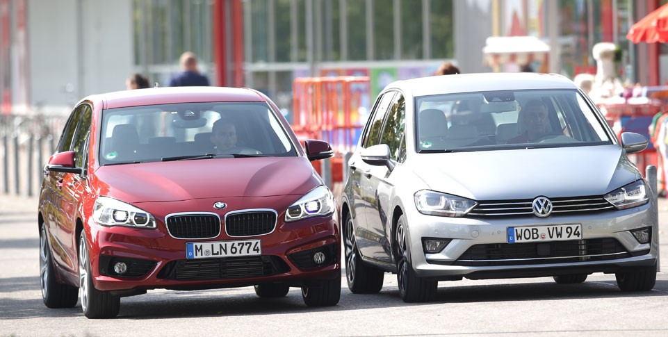 比较 Bmw 218d Vs Vw Golf Sportsvan 2 0 有趣的驾驶 比较 Bmw 218d Vs Vw Golf Sportsvan 2 0 有趣的驾驶
