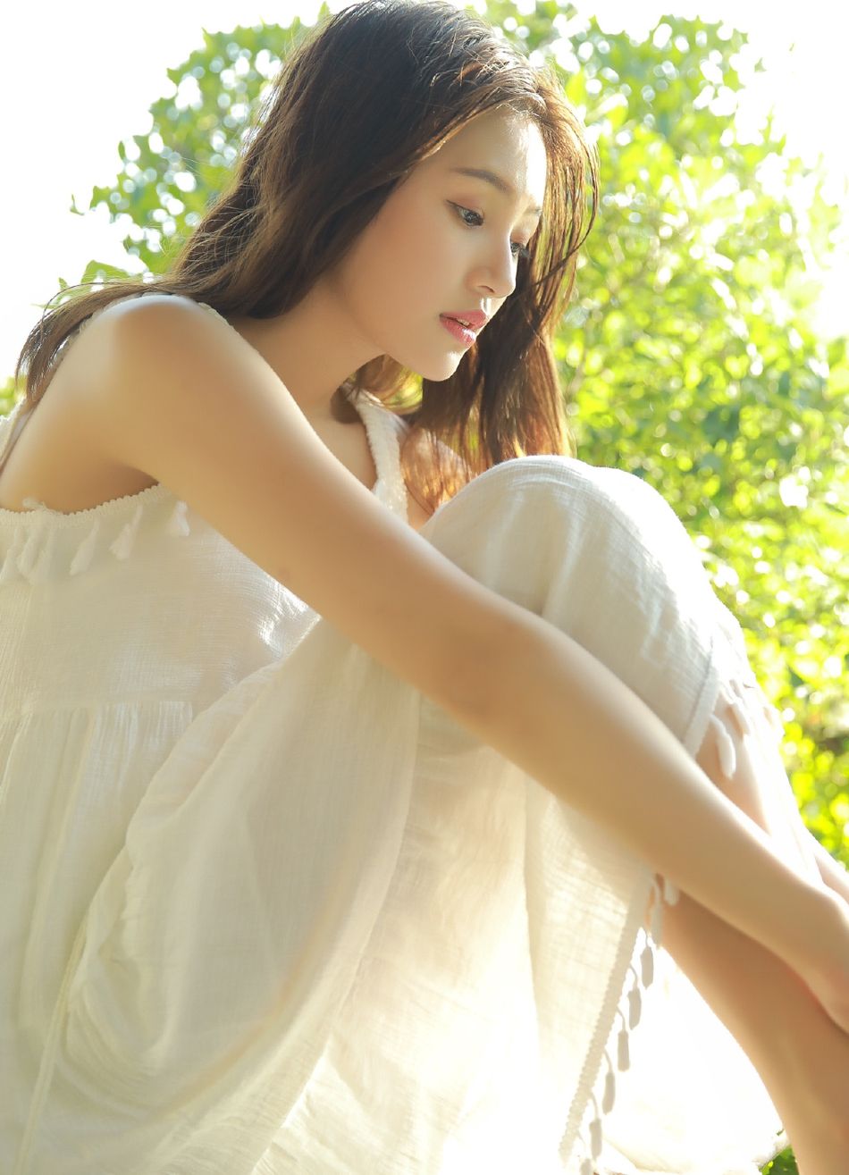 胡先煦新恋情无缝连接 曝两任女友系同班同学|胡先煦|陈洁怡|女友