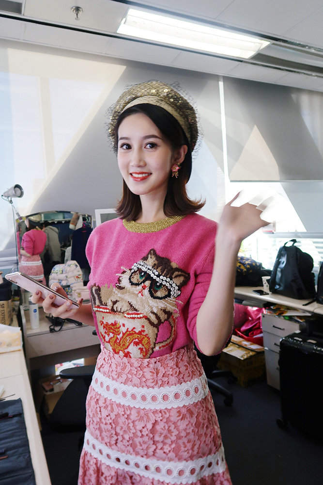 欧阳慧加盟北京卫视跨年盛典"大眼精灵"主持活泼上线