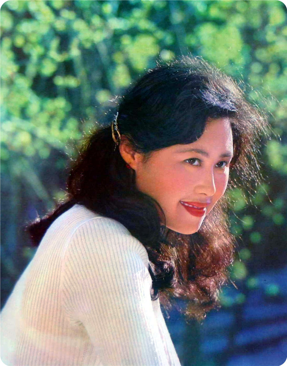 1980年代女影星斯琴高娃罕见剧照老照片演艺圈里的长青树