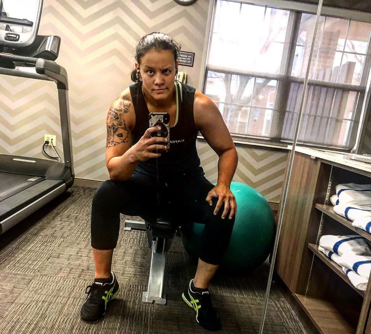 wwe女子摔角手展现场外私人生活 大公主的狗比它主人都大只