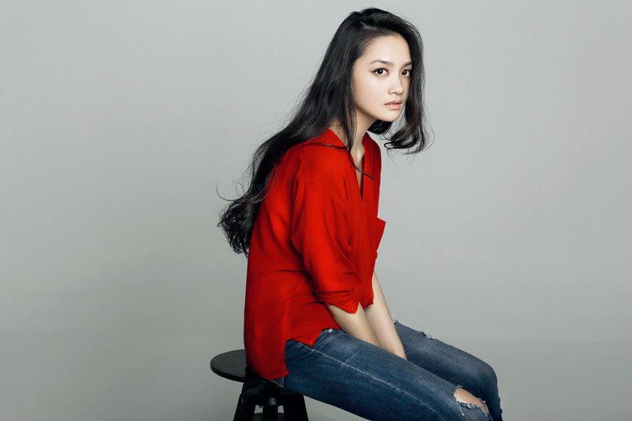 美图分享:长发美女覃文静,优雅迷人写真图集