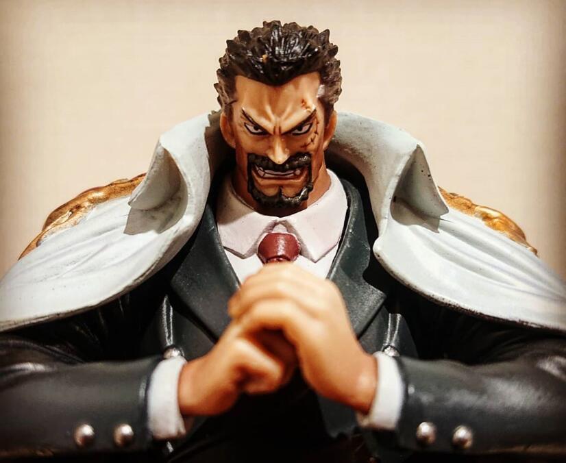 海贼王:卡普的超级炫酷手办,魁梧的身姿,为你展示爱的拳头