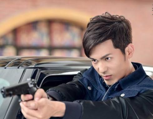 最喜欢韩沉章远冯庸蔡晴川#跟新浪看热点#o"男友力"爆棚的白宇,是要