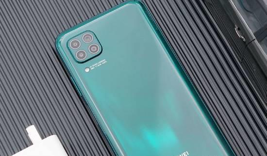 华为nova6se和红米k30,哪一个更好?4个方面对比告诉你