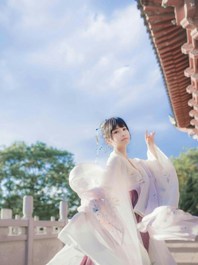 长裙连理带,广袖合欢襦|汉服之美|汉服|袍服|宽袍_新浪新闻