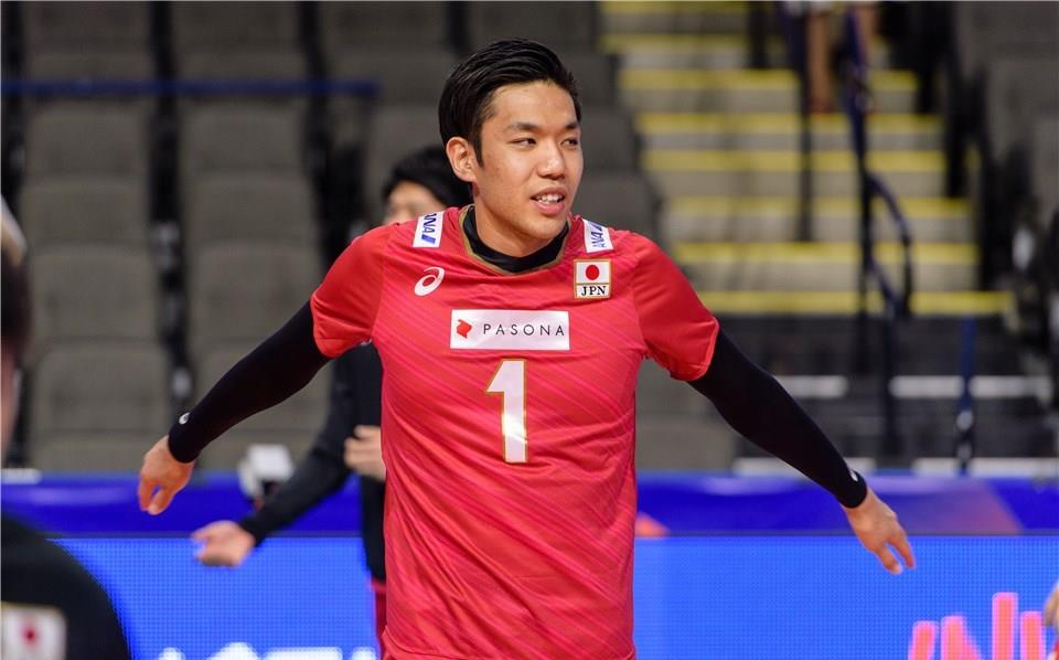 男排输日本输得没脾气!外教挂帅0-3遭狂虐,世联赛低迷获第十败