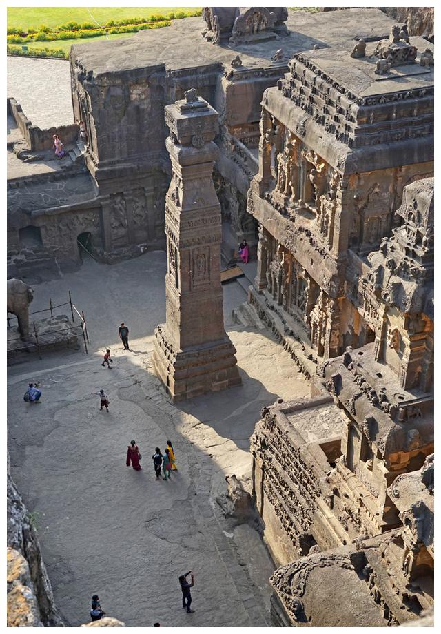 这里的华氏城,王舍城和菩提伽耶是著名的古迹.